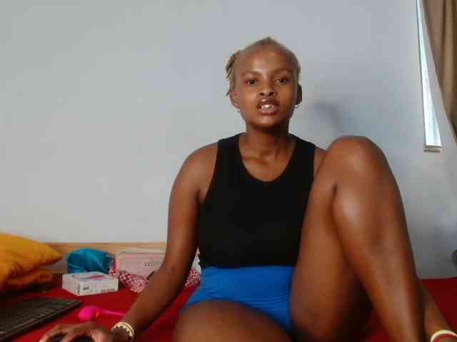 BlondQ2003