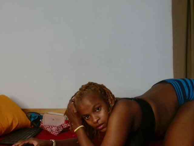 BlondQ2003