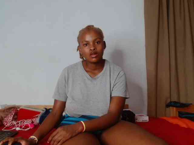 BlondQ2003
