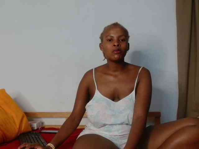 BlondQ2003 BlondQ2003