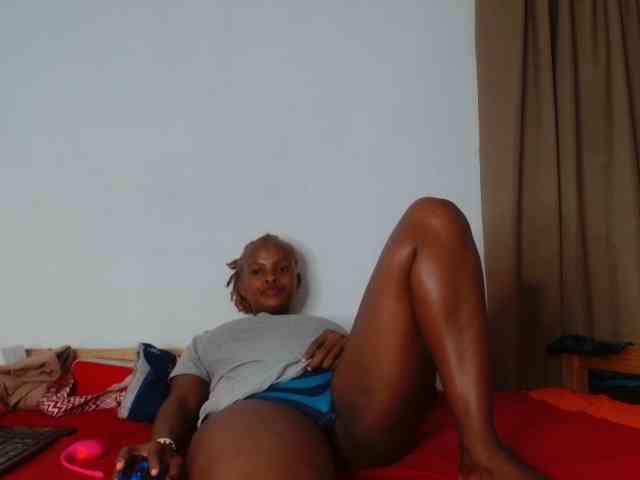 BlondQ2003