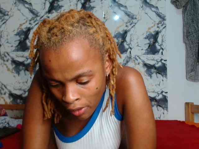 BlondQ2003 BlondQ2003