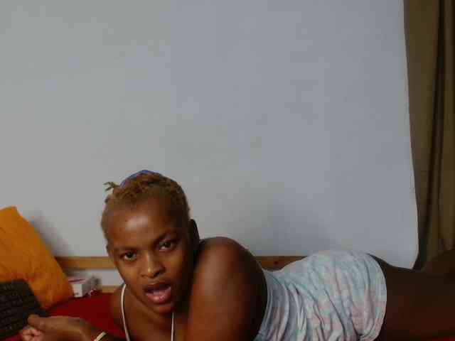 BlondQ2003 BlondQ2003