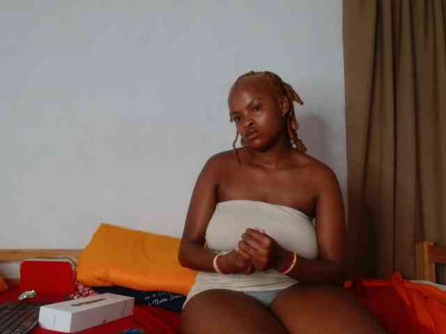 BlondQ2003 BlondQ2003