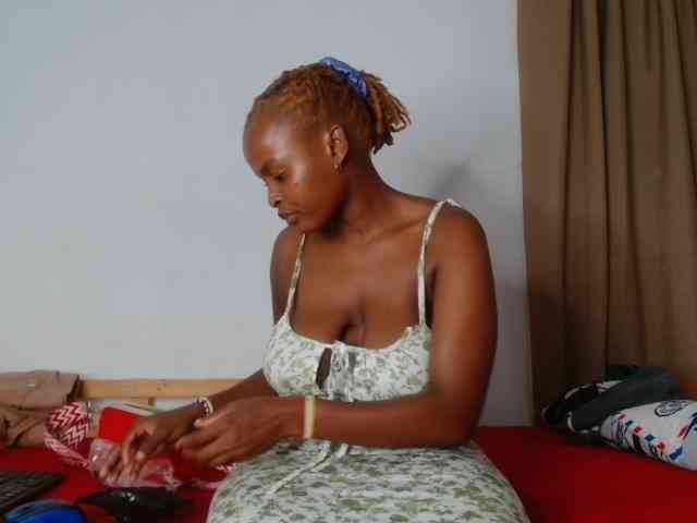 BlondQ2003