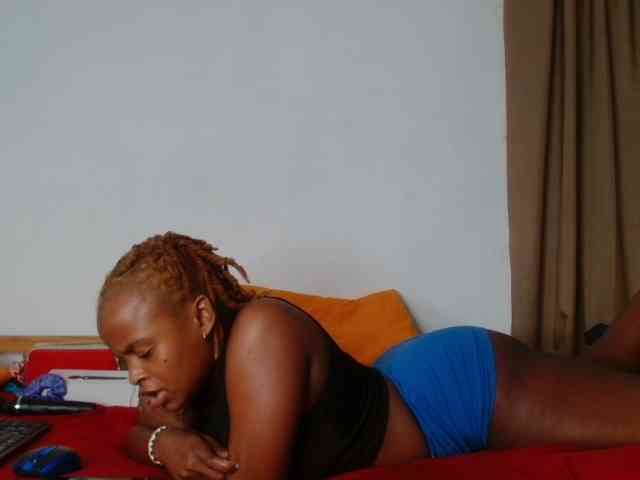 BlondQ2003