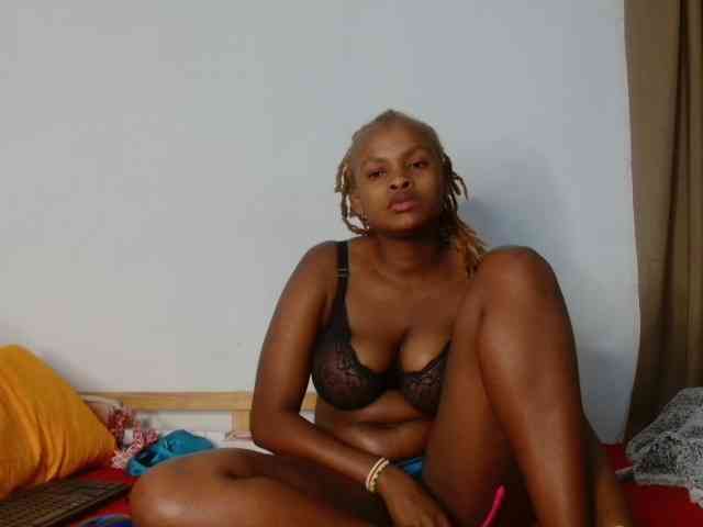 BlondQ2003 BlondQ2003
