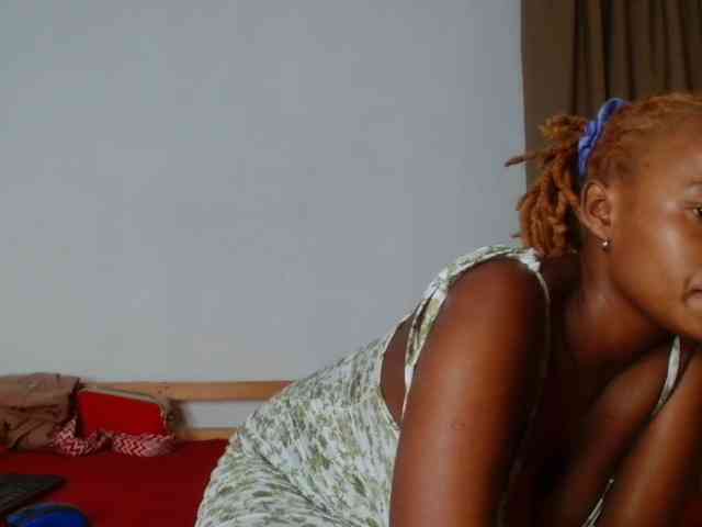 BlondQ2003