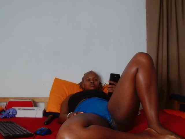 BlondQ2003
