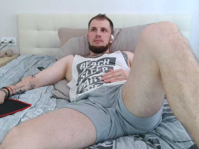 Niikhard live webcam show