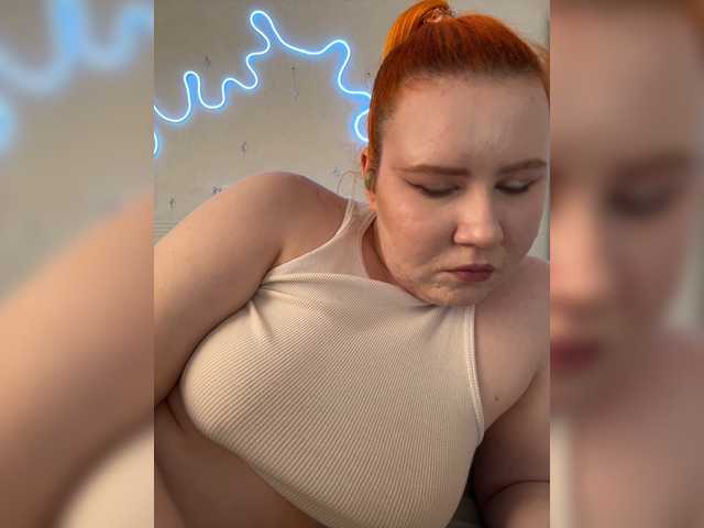 LunaLu13 live cam on BongaCams