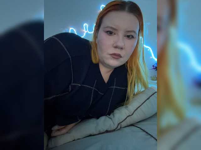 LunaLu13 live cam preview
