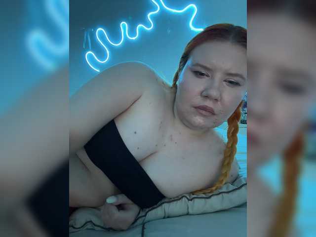LunaLu13 live cam on BongaCams