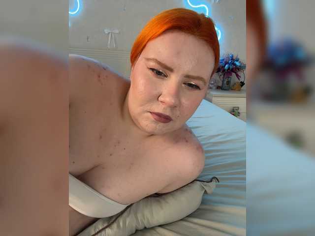 LunaLu13 live cam on BongaCams