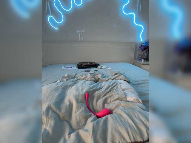 LunaLu13 live webcam show