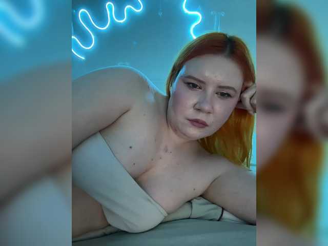 LunaLu13 live cam on BongaCams