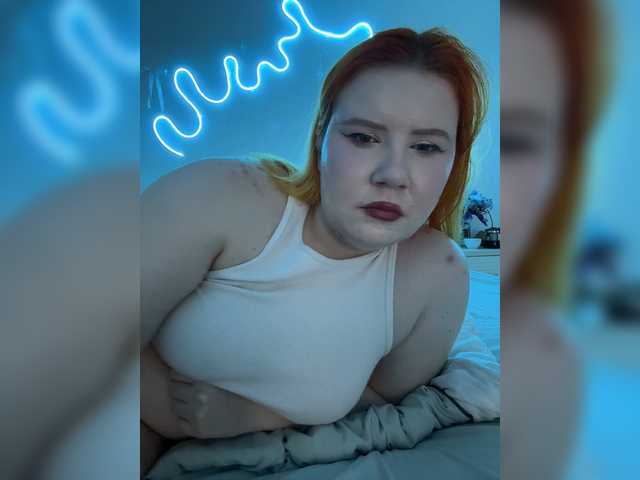 LunaLu13 live cam on BongaCams