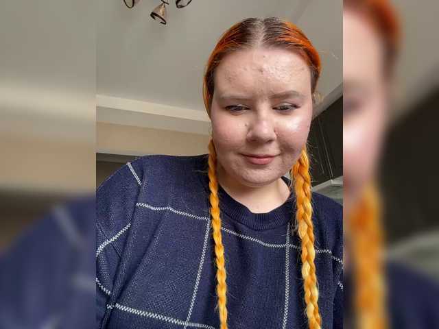 LunaLu13, live now on BongaCams