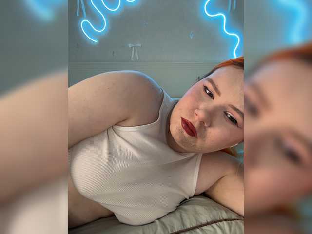 LunaLu13 live cam on BongaCams