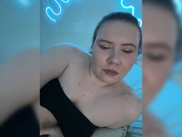 LunaLu13 live cam on BongaCams