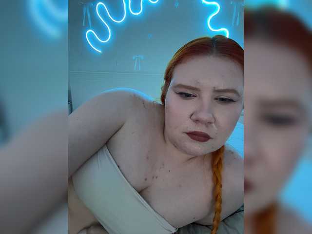 LunaLu13 live cam on BongaCams