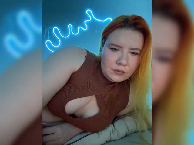 LunaLu13 live cam on BongaCams