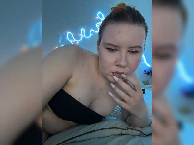 LunaLu13 live cam on BongaCams