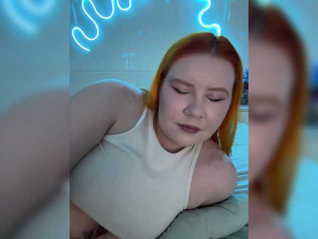 LunaLu13 live cam on BongaCams