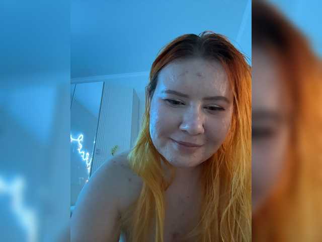 LunaLu13, live now on BongaCams