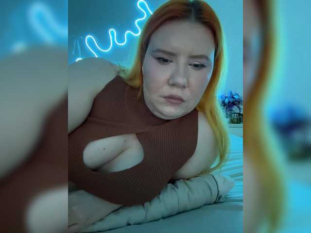 LunaLu13 live cam