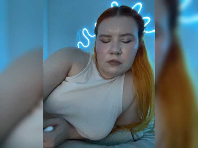 LunaLu13 live cam on BongaCams