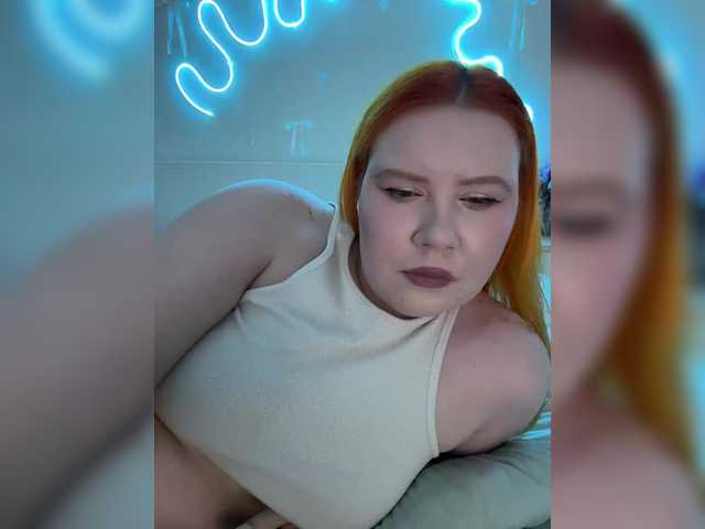 LunaLu13 live cam on BongaCams