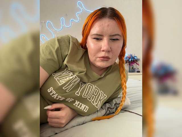 LunaLu13, en directo ahora en BongaCams