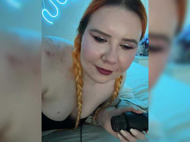 Luna_Lu live webcam show