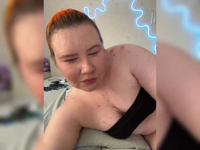 LunaLu13 live cam on BongaCams
