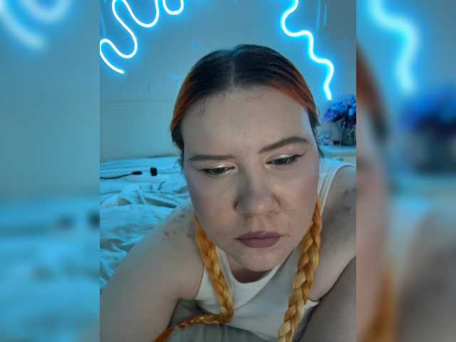 Luna_Lu live webcam show