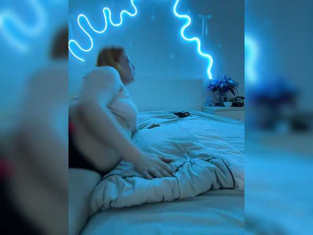 LunaLu13 live cam on BongaCams