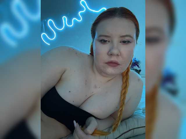 LunaLu13 live cam on BongaCams