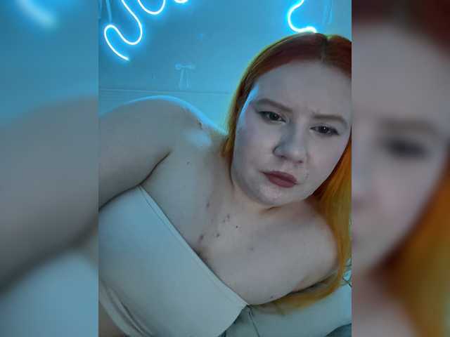 LunaLu13 live cam on BongaCams