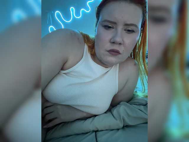 LunaLu13 live cam on BongaCams