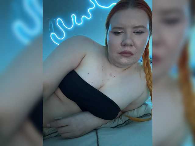 LunaLu13 live cam on BongaCams