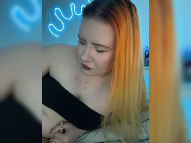 LunaLu13 live cam on BongaCams