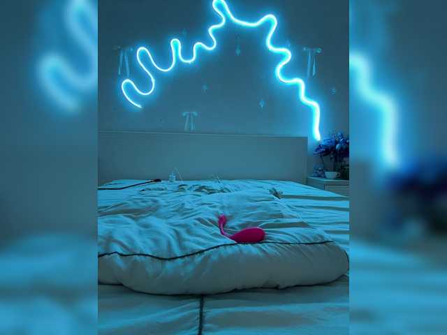 LunaLu13 live cam on BongaCams