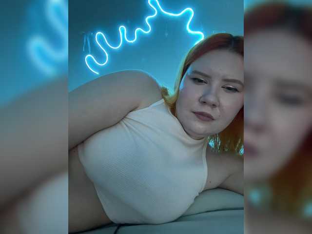 LunaLu13 live cam on BongaCams
