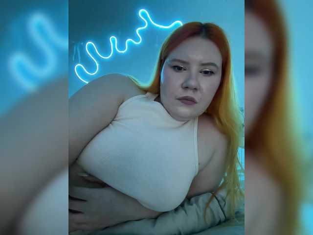 LunaLu13 live cam on BongaCams
