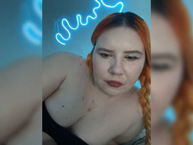LunaLu13 live cam on BongaCams
