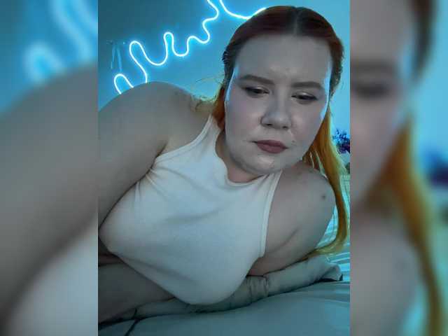 LunaLu13 live cam on BongaCams