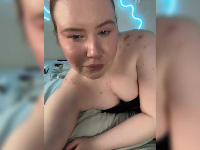LunaLu13 live cam on BongaCams