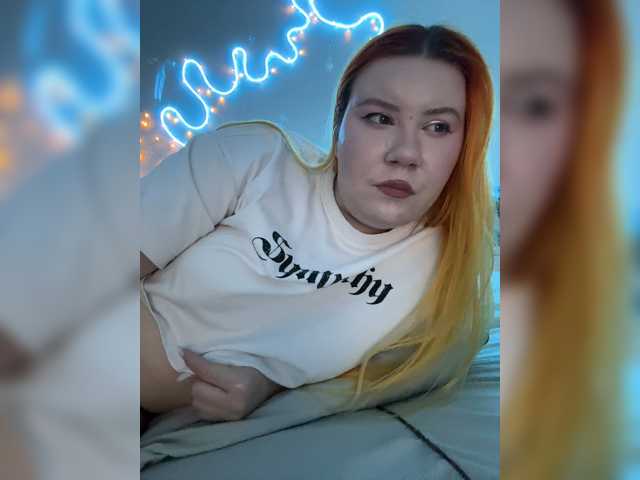 LunaLu13 live cam on BongaCams