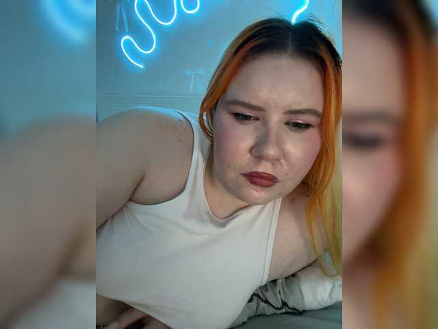 Luna_Lu live webcam show